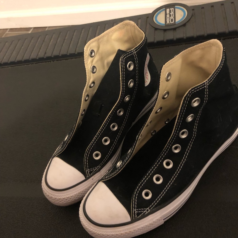 Black converse